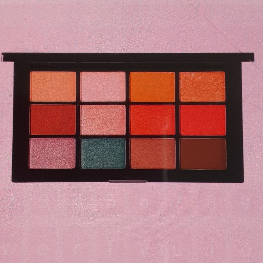 Eyeshadow SOLD OUT